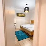 Appartement 110 *