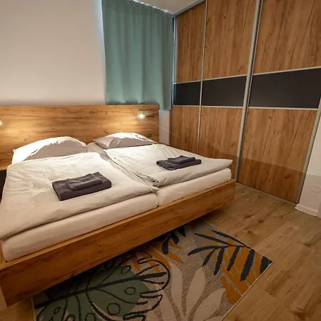 Apartamento 110 *